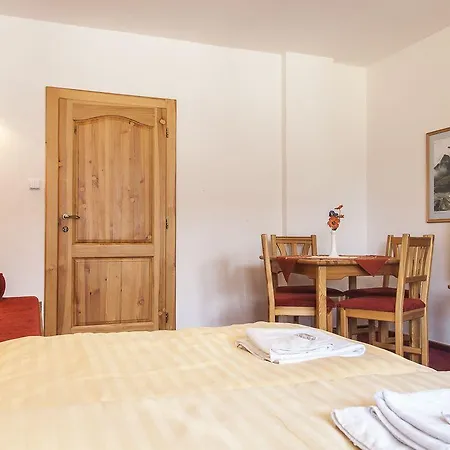 Snezienka Vendégház Tátralomnic